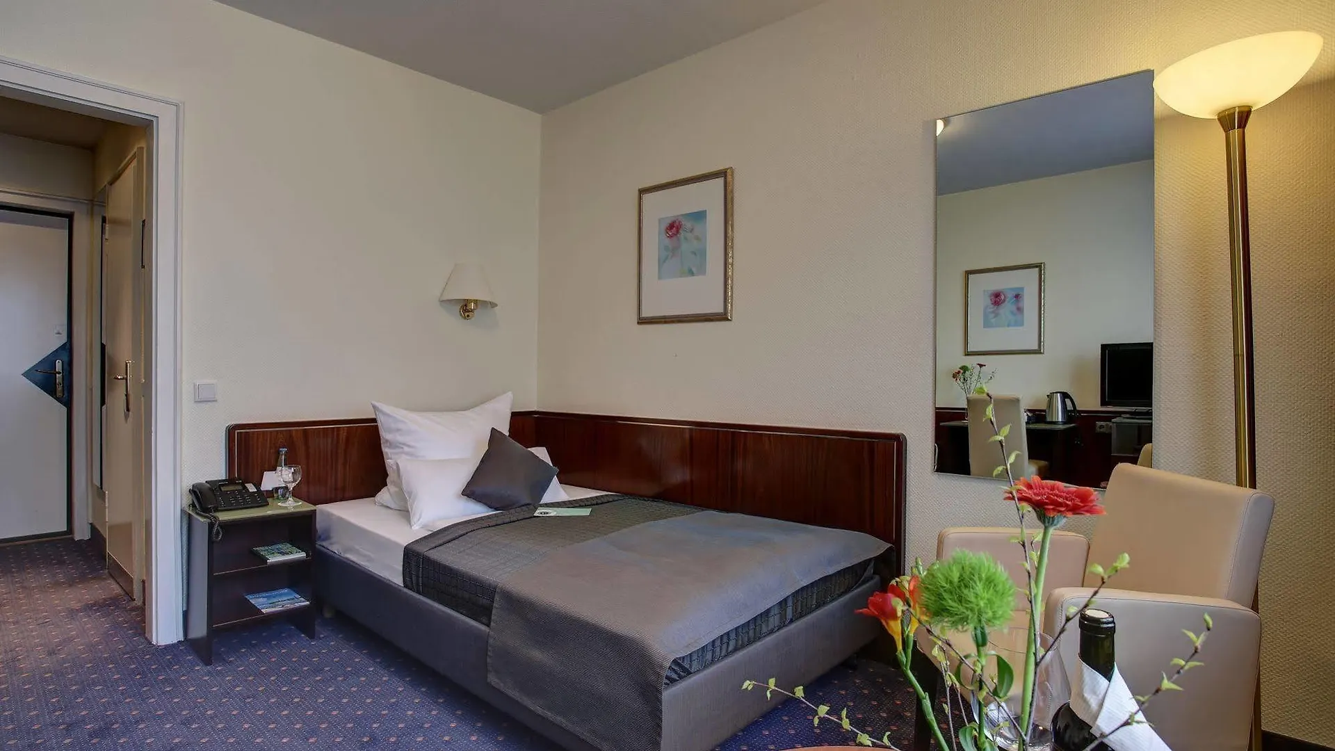 Trip Inn Hotel Uebachs Dusseldorf